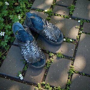 Brand X Mexican Huaraches Navy Blue Woven Leather Size 6.5